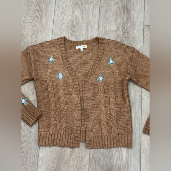 Hazel Moon. Brown Cable Knit Cardigan Sweater - Picture 3 of 10
